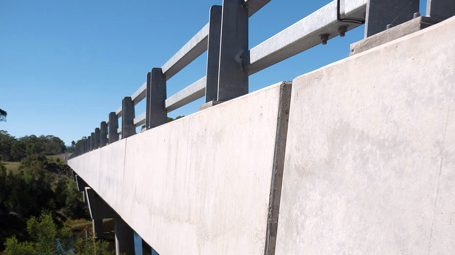 Precast Parapets and Traffic Barriers